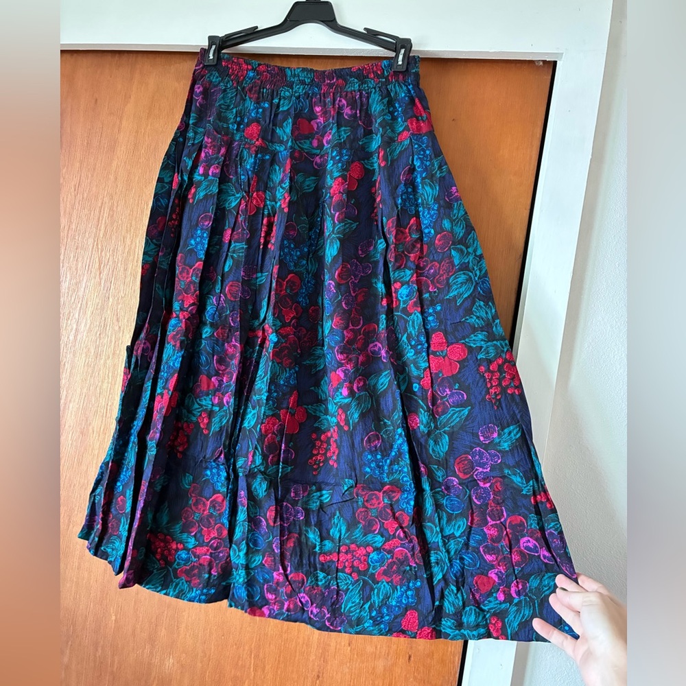 1980s Andrea Gayle Wild Berry Midi Skirt View 6